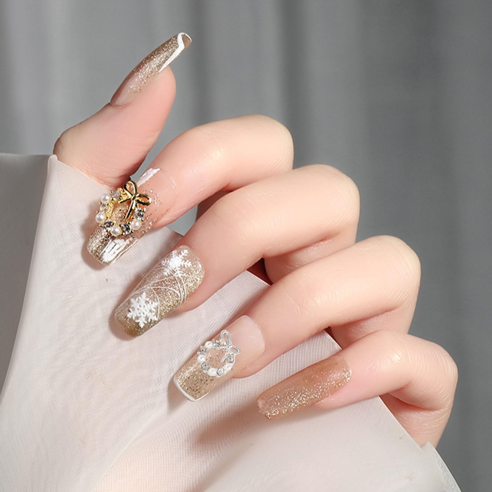 商品説明必読!!サンリオ❤︎クリスマスネイルパーツ5個セット